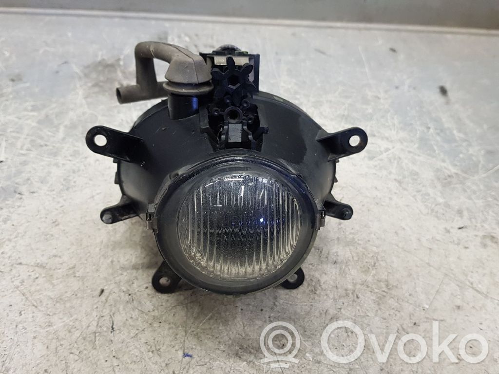 Luz de niebla delantera   63176911007,6911007