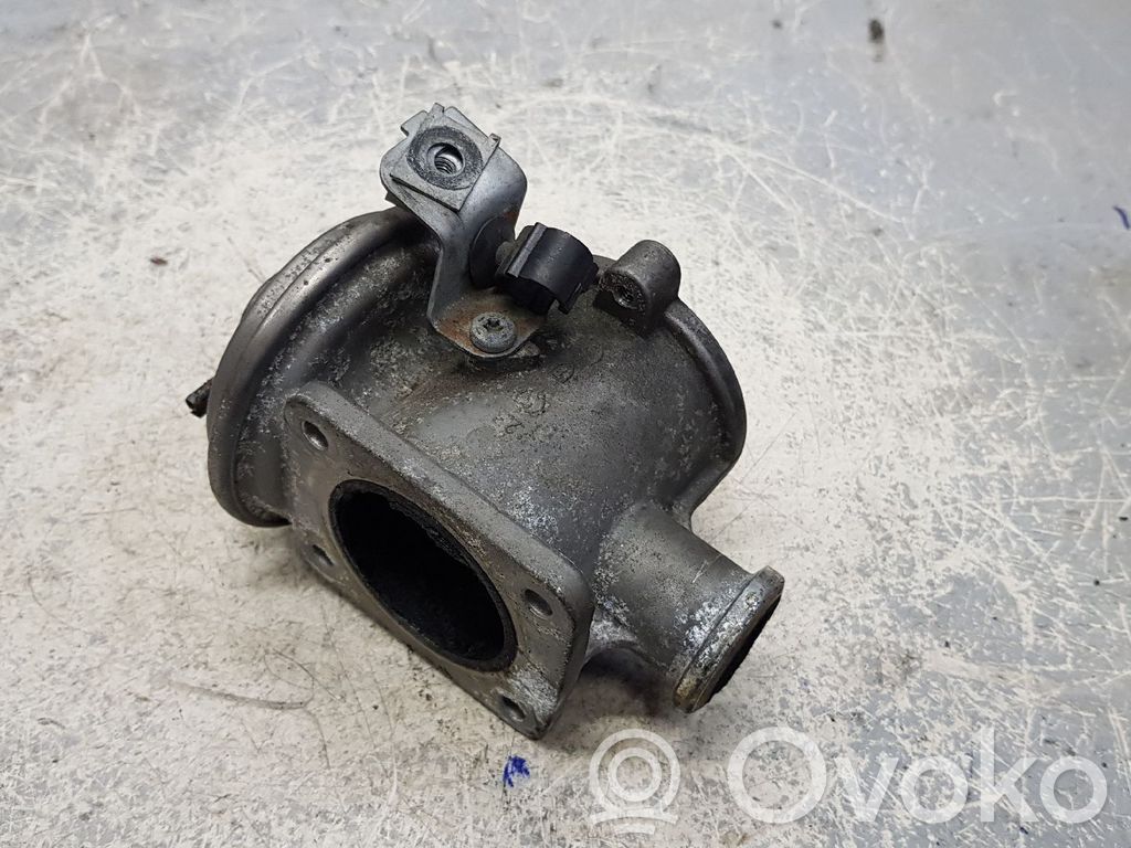 BMW 3 E90 E91 EGR vožtuvas 