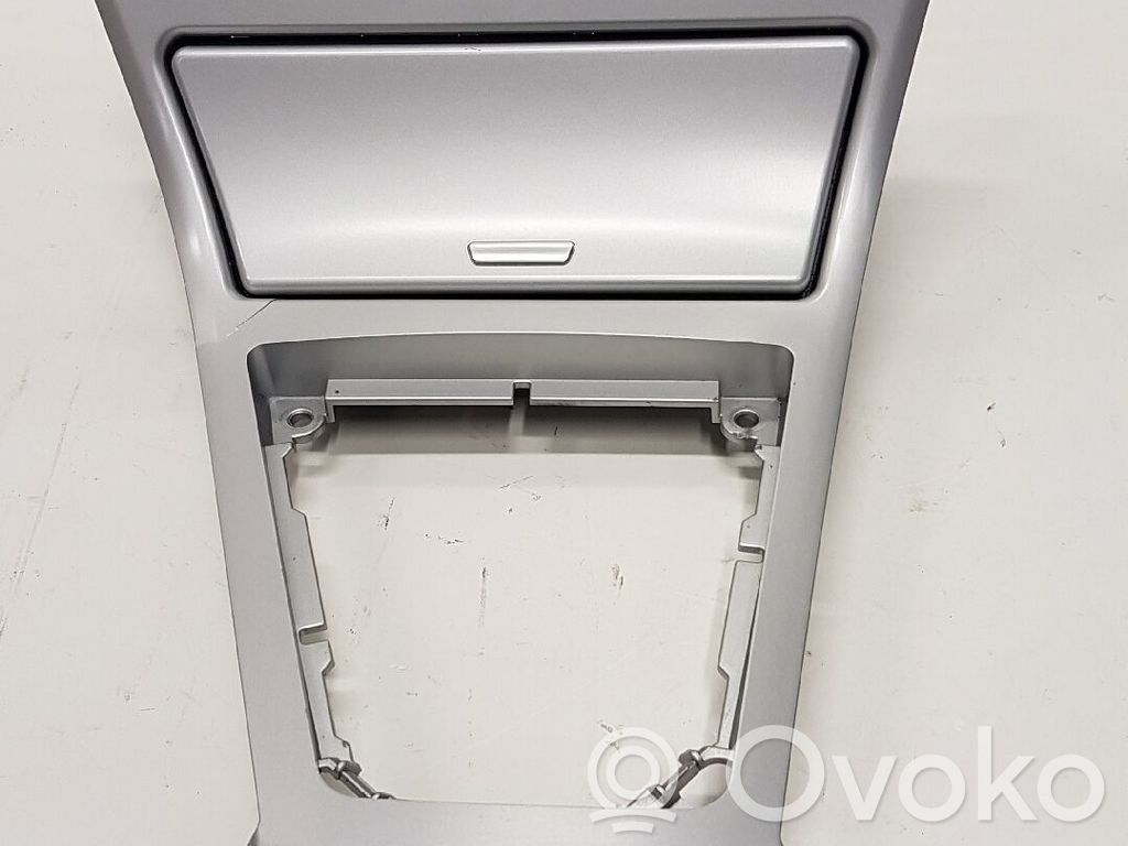 Autres éléments de console centrale   51453448660