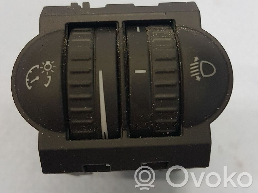 Volkswagen Golf V Interruptor de control del panel de luces 