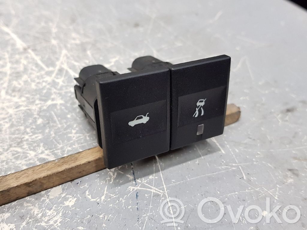 Ford Mondeo Mk III ESP (stability program) switch 