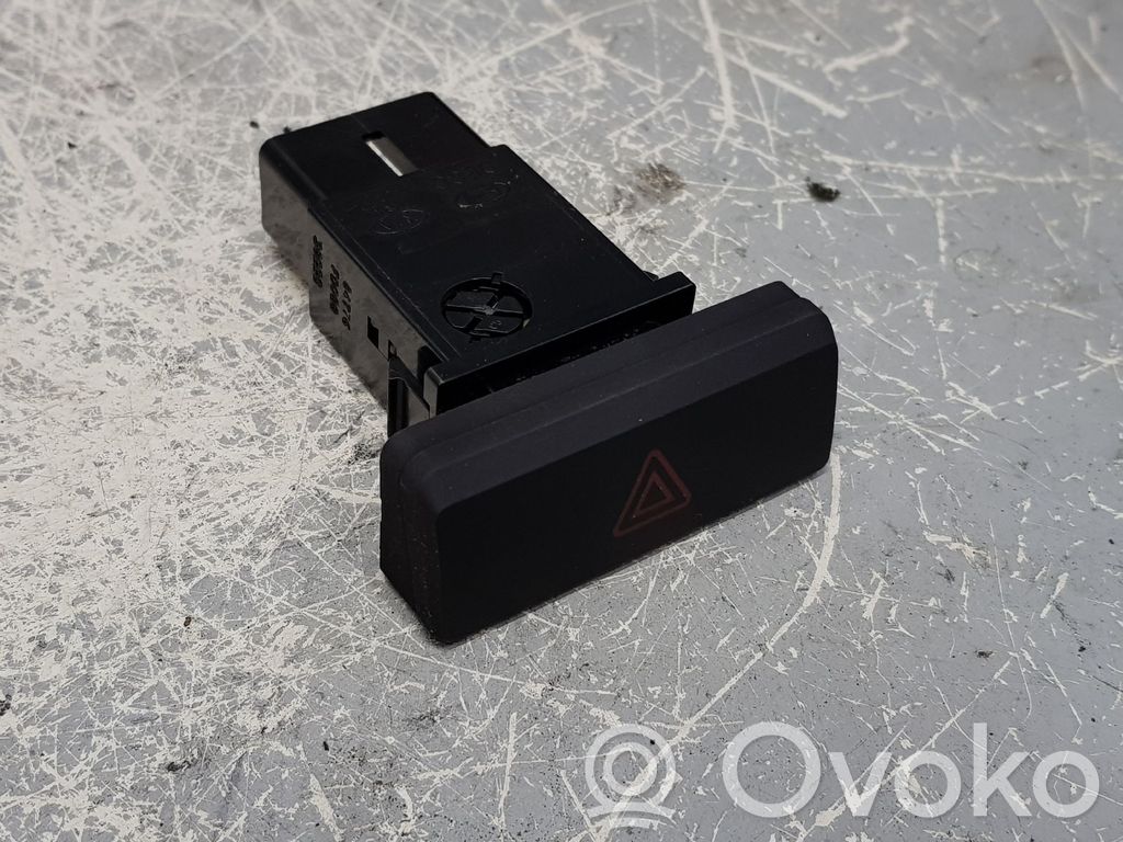 KIA Rio Hazard light switch 