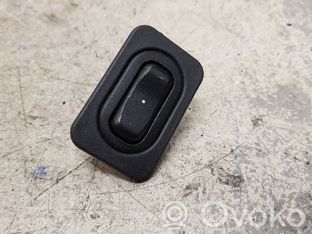 Opel Corsa C Electric window control switch 