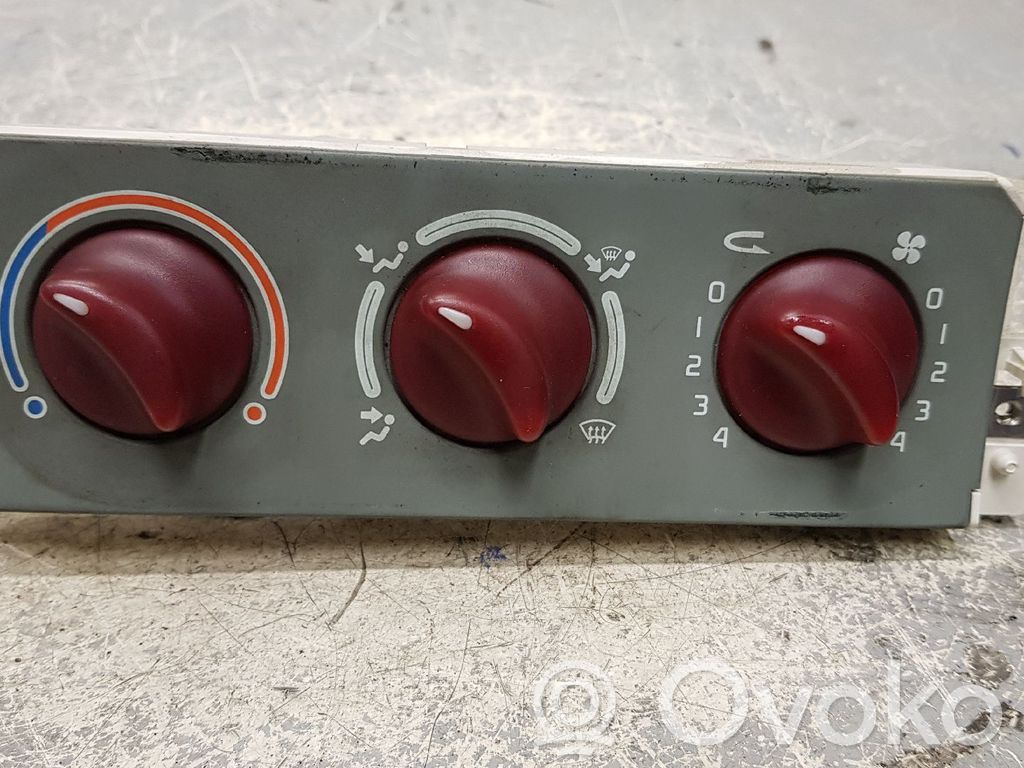 Renault Twingo I Climate control unit 