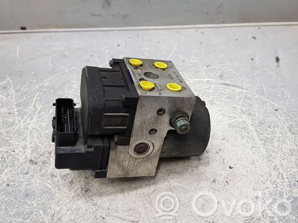 Volkswagen PASSAT B5 Bomba de ABS 