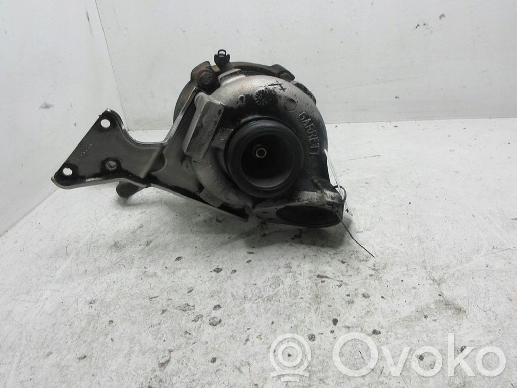 BMW 7 E65 E66 Turbina 