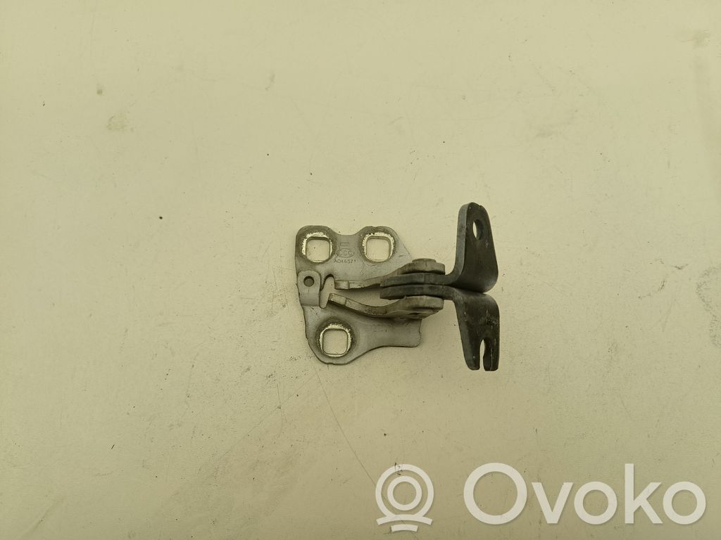 Front door upper hinge   A046571