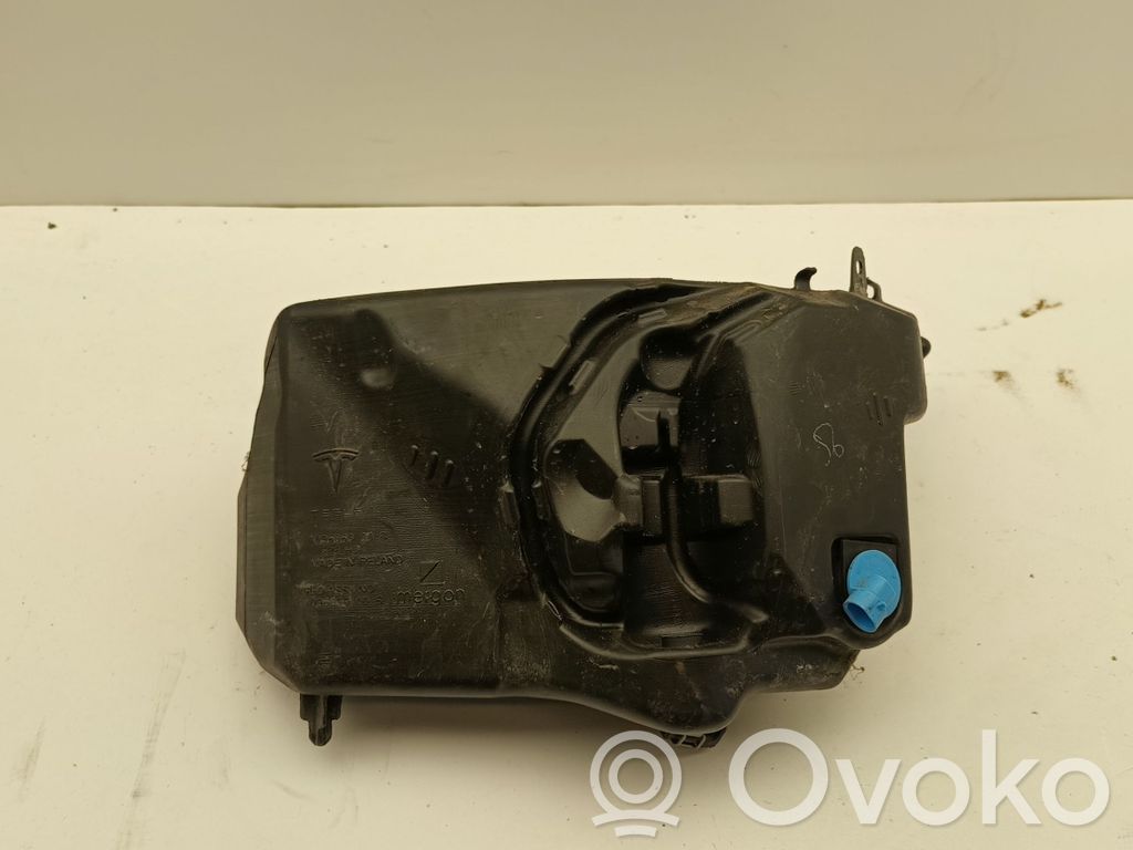 Tesla Model 3 Rezervor lichid spălare parbriz 