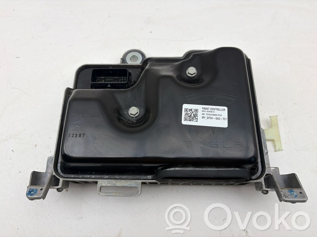 Tesla Model Y Otros dispositivos 