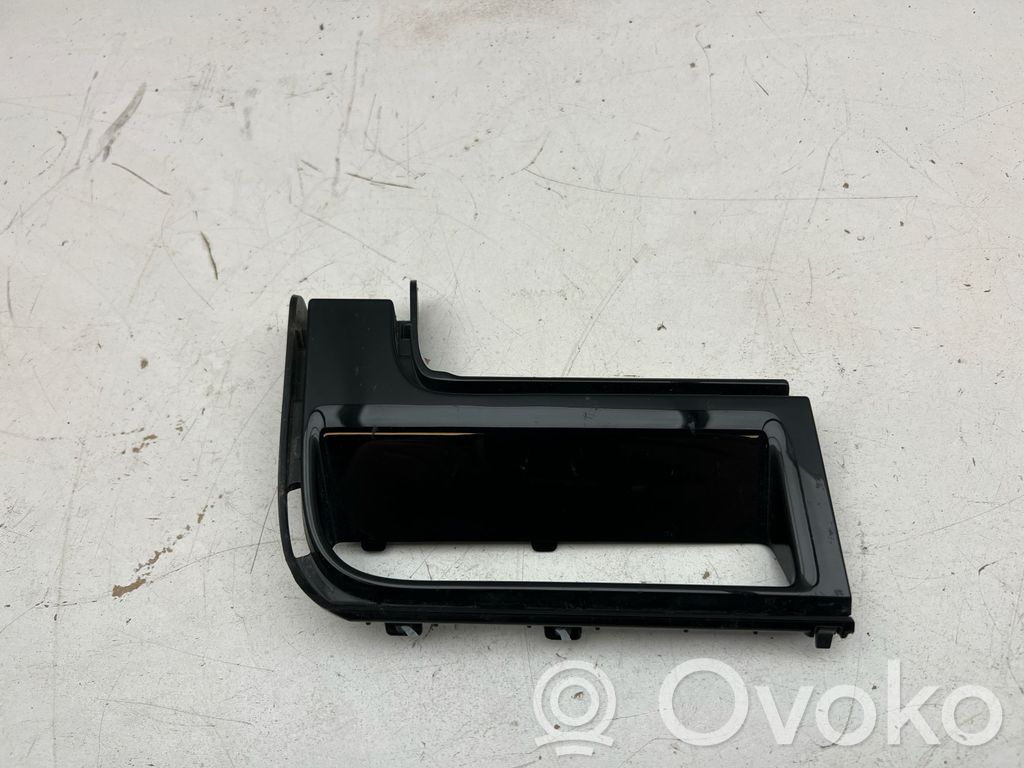 Volvo EX30 Listwa zderzaka przedniego 