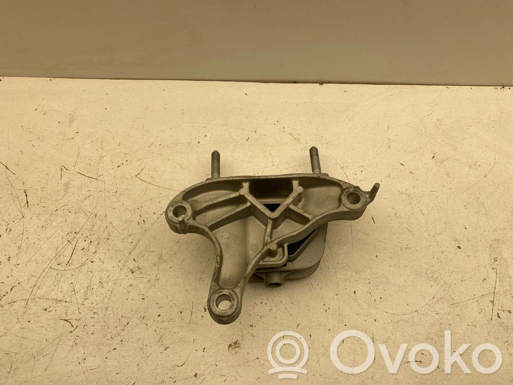 Citroen C4 III e-C4 Engine mount bracket 