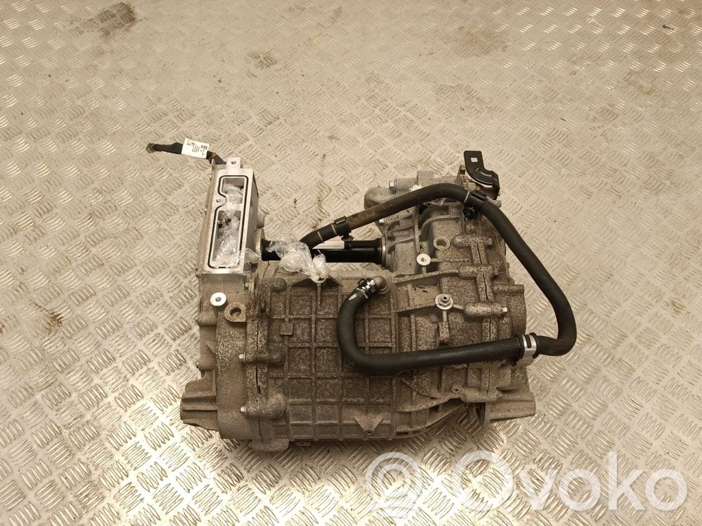 Volvo EX30 Elektromobiļa motors 
