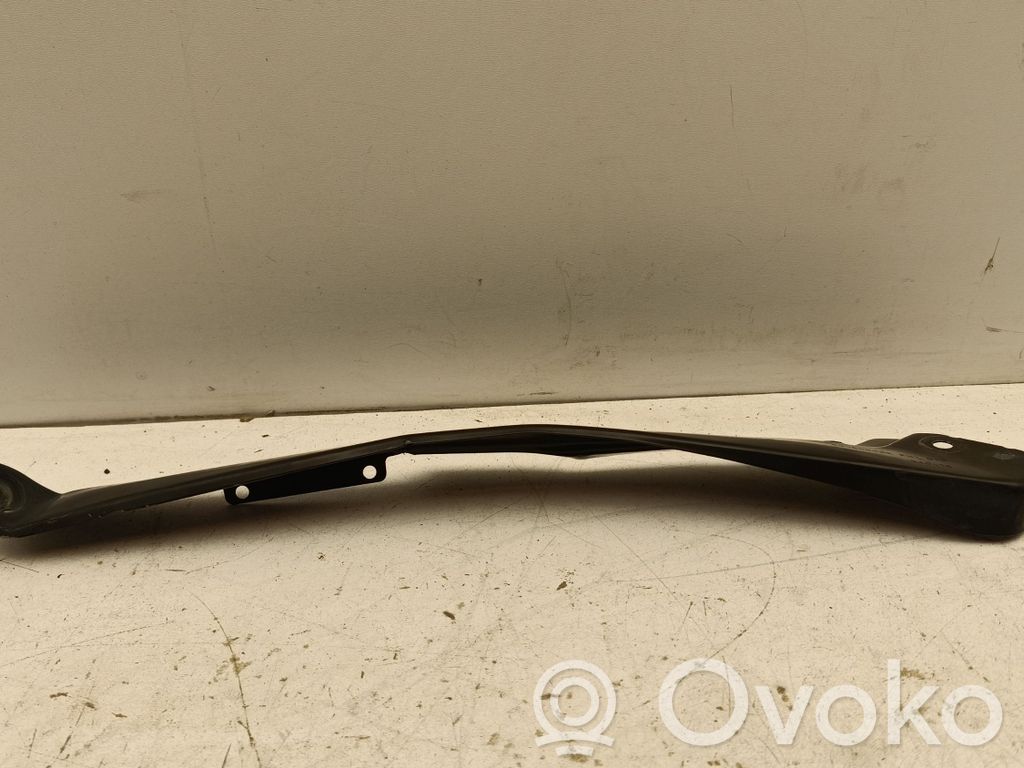Volkswagen Golf VII Radiator support slam panel bracket 