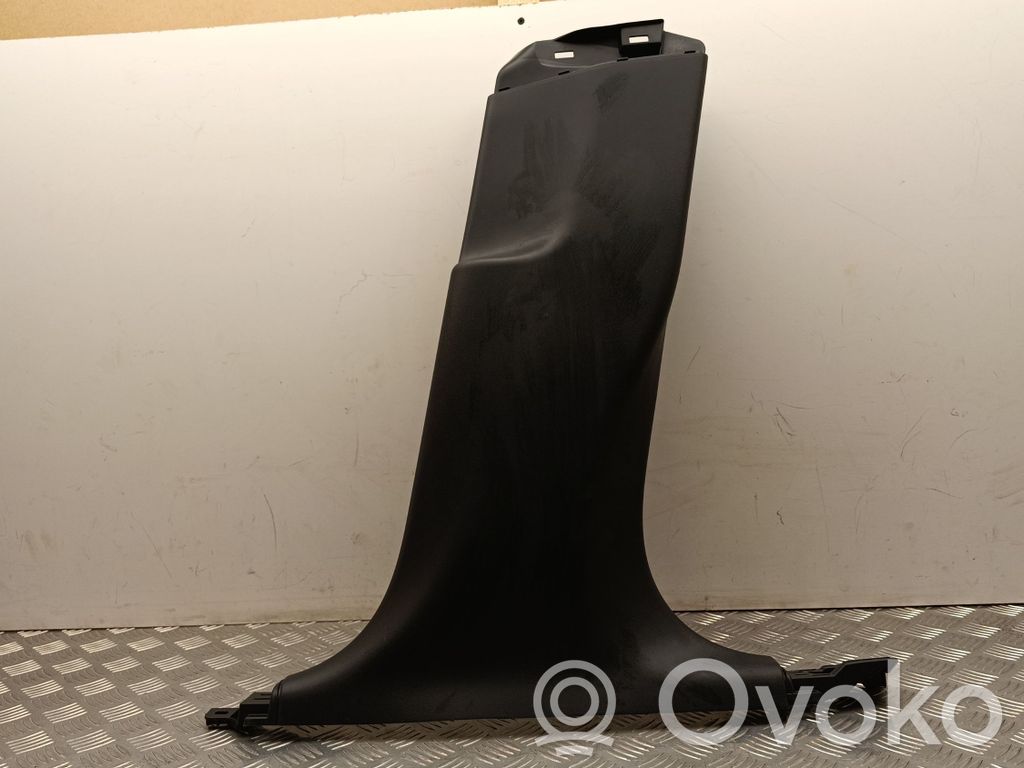 Tesla Model Y (B) Revêtement de pilier (bas) 