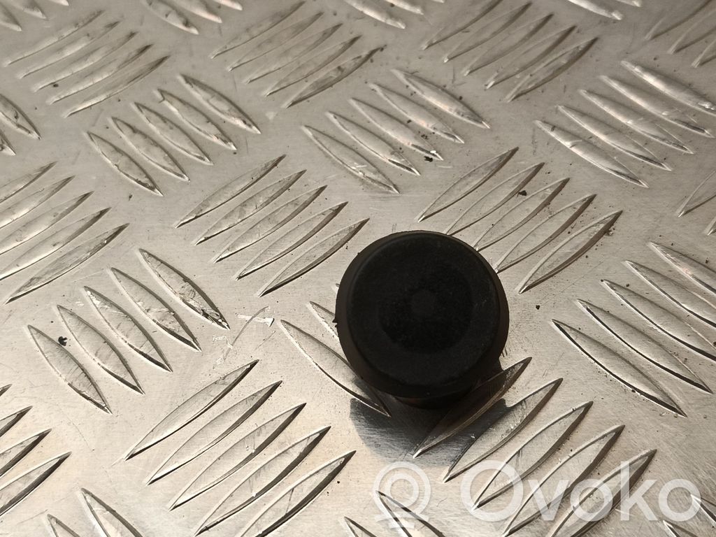 Tailgate/trunk/boot lid buffer   150794000C