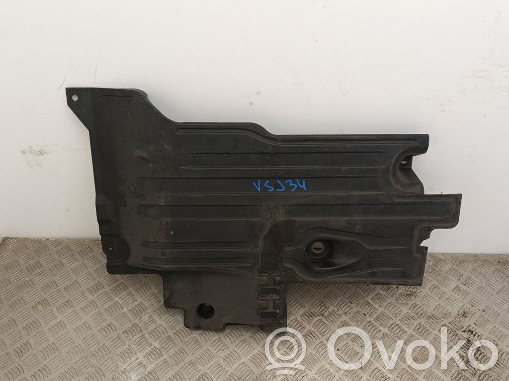 Volvo XC40 Osłona tylna podwozia 