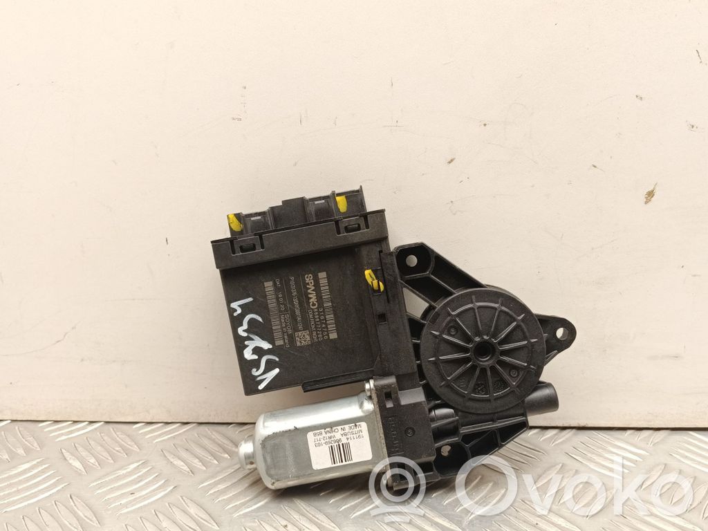 Volvo XC40 Silnik regulatora szyby drzwi przednich 