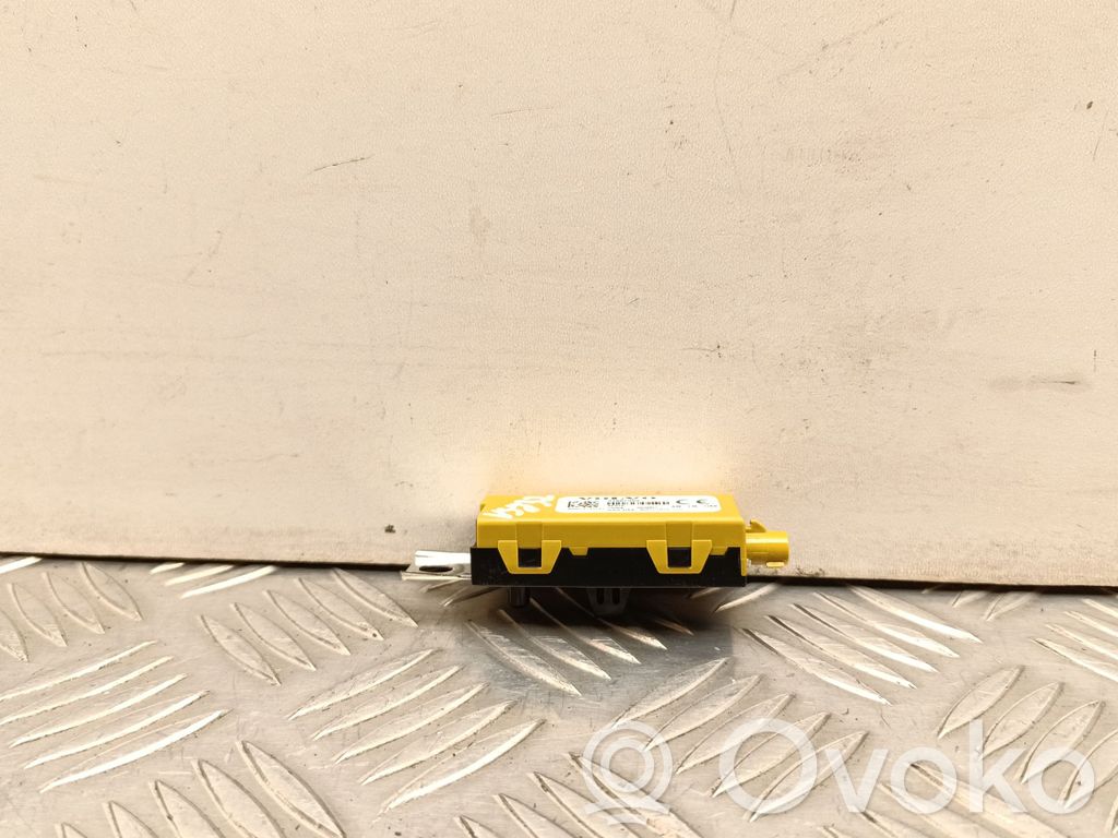 Volvo XC40 Antenos stiprintuvas 