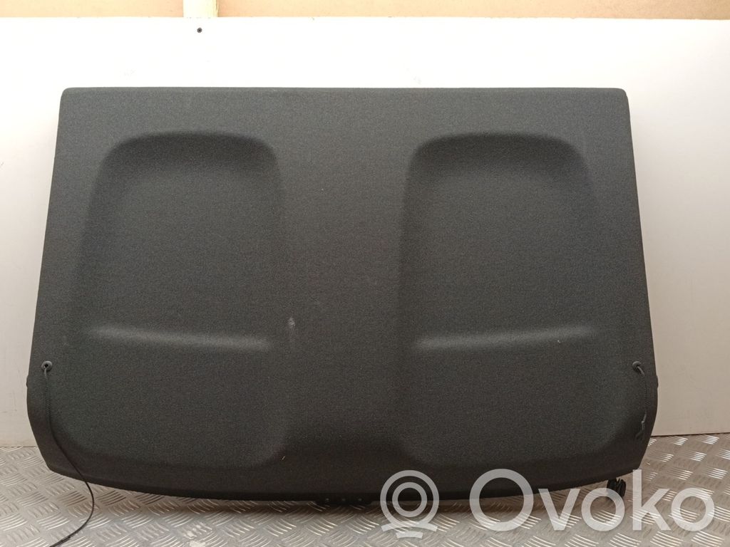 Volvo XC40 Hattuhylly 