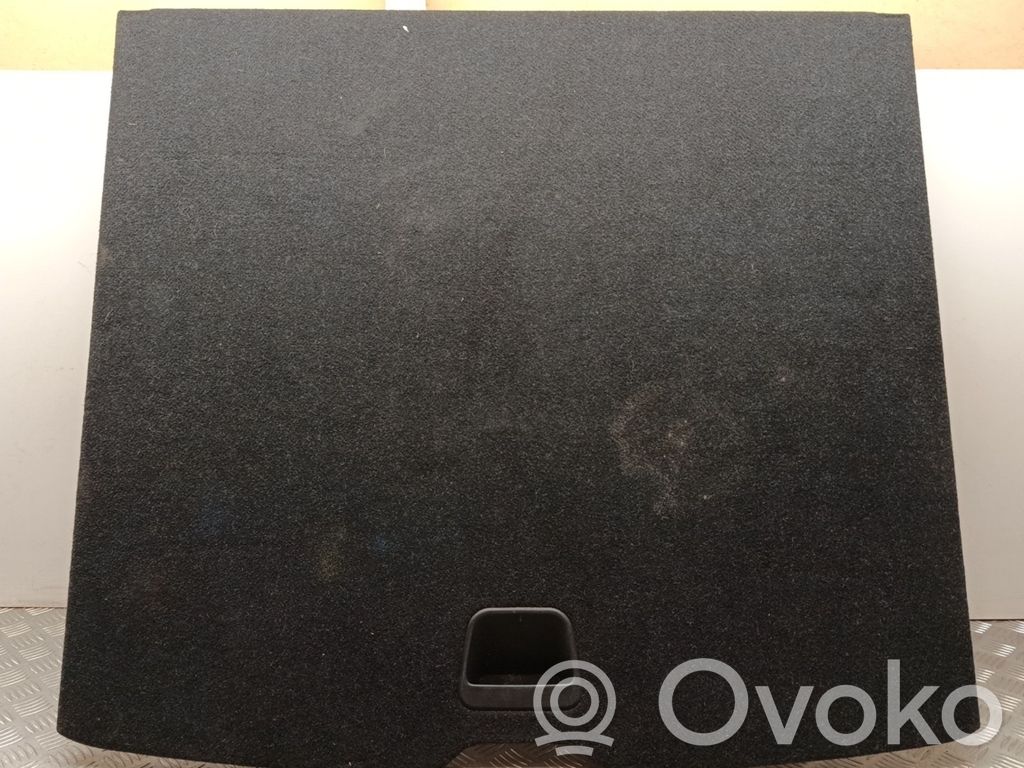 Volvo XC40 Bagažinės kilimas 