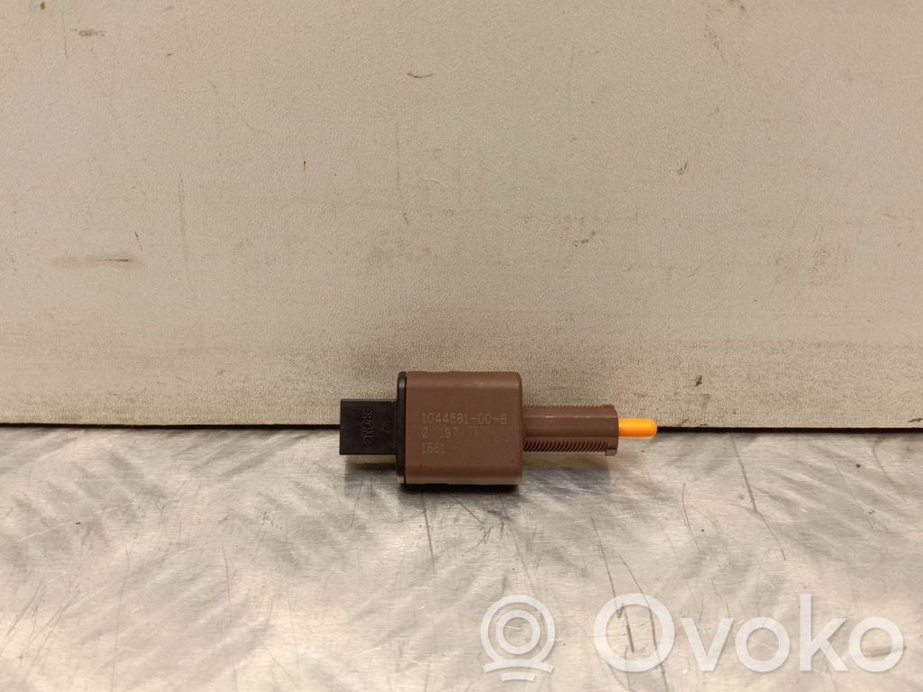 Tesla Model 3 Brake pedal sensor switch 