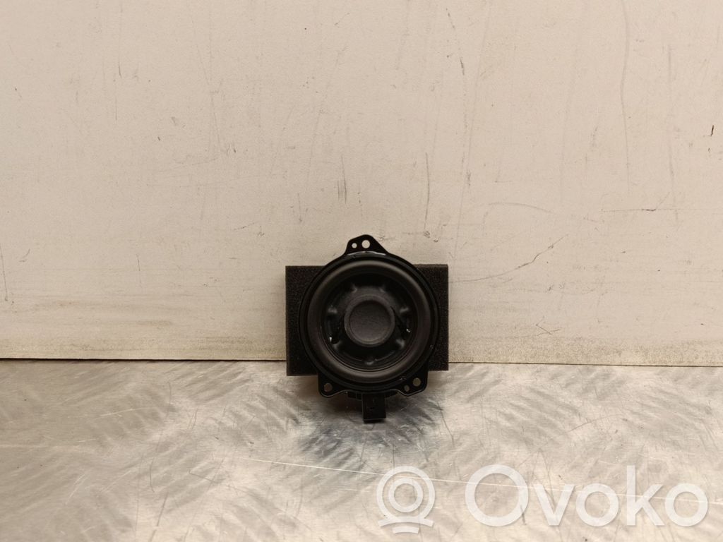 Tesla Model Y Enceinte haute fréquence de porte avant 