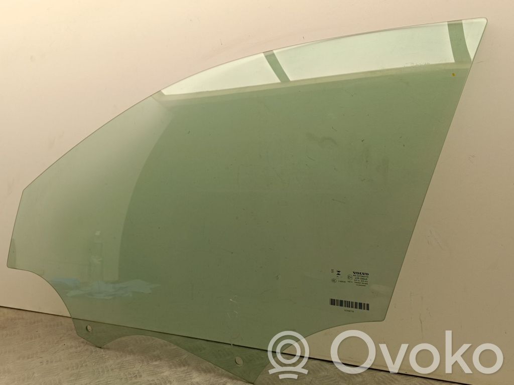 Volvo XC40 Szyba drzwi przednich 