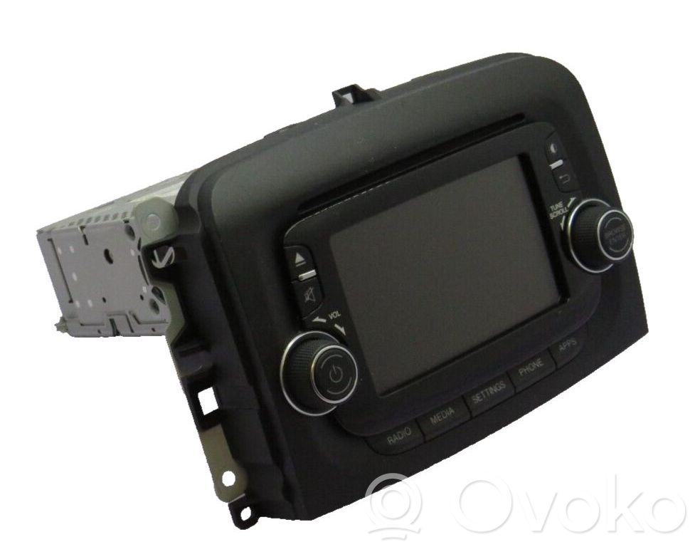 Fiat 500L Panel / Radioodtwarzacz CD/DVD/GPS 