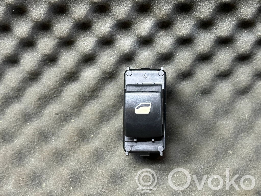 Citroen Berlingo Electric window control switch 