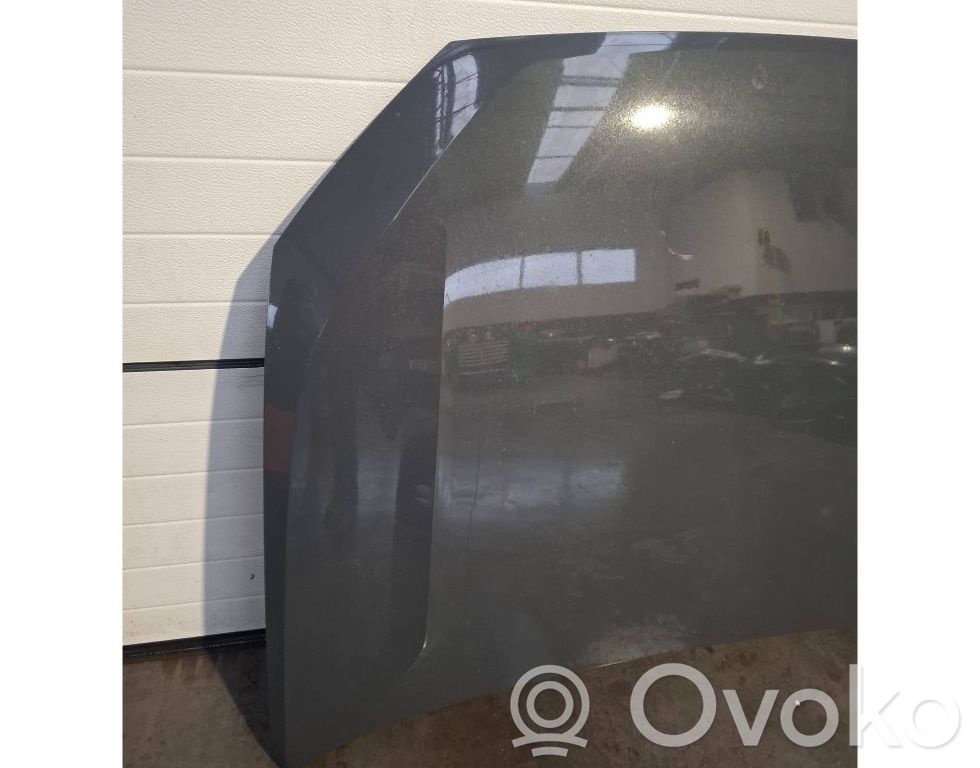 Couvercle, capot moteur