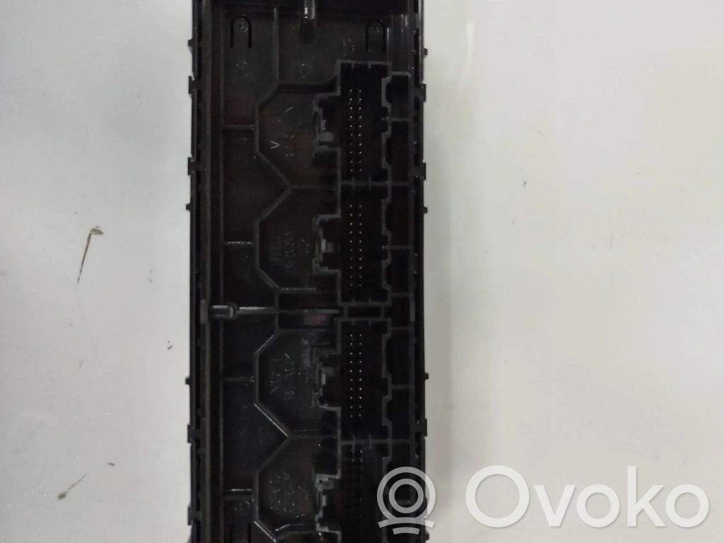Autres unités de commande / modules   544969533,3230100000000X,13598152