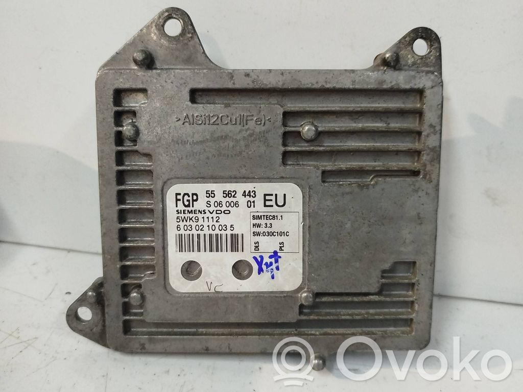 Opel Vectra C Engine control unit/module 