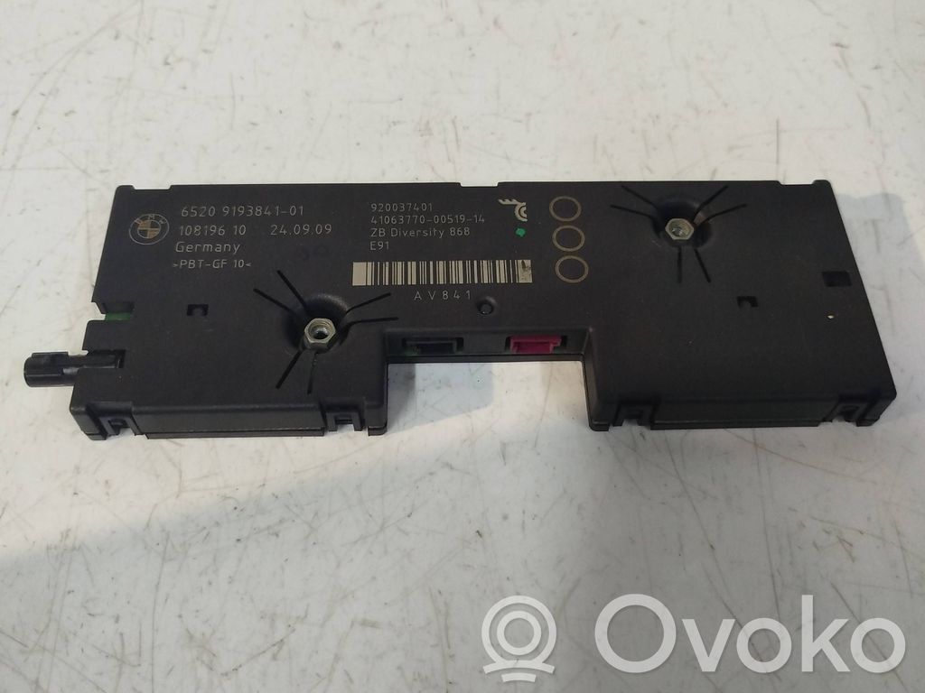 BMW 3 E90 E91 Antenos stiprintuvas 