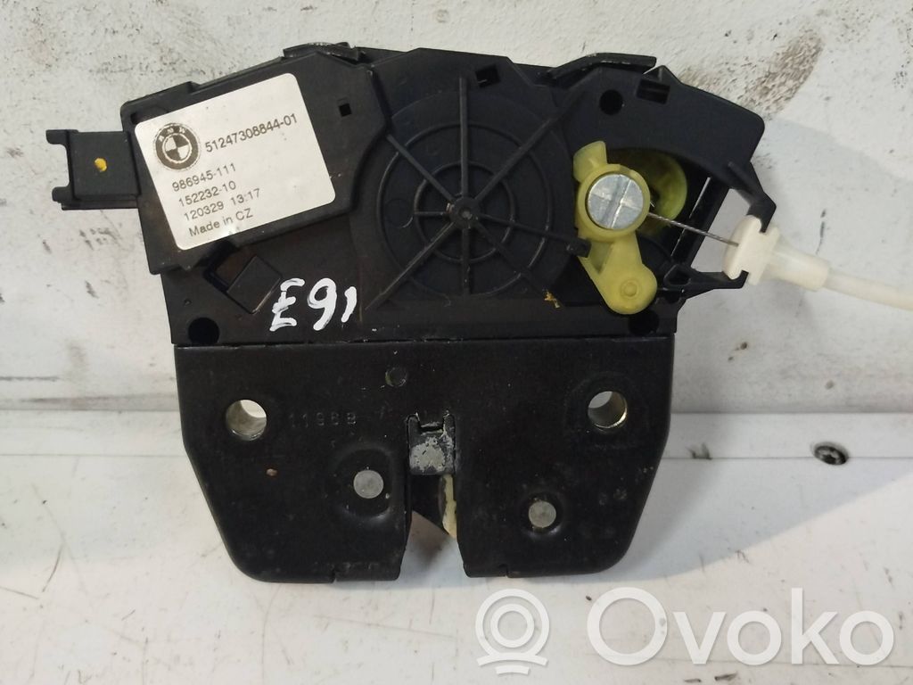 BMW 3 E90 E91 Aizmugurējā pārsega slēdzene 