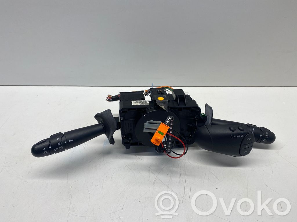 Renault Megane I Pyyhkimen/suuntavilkun vipukytkin 
