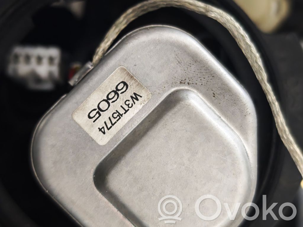 Suzuki Grand Vitara II Priekinio žibinto detalė 