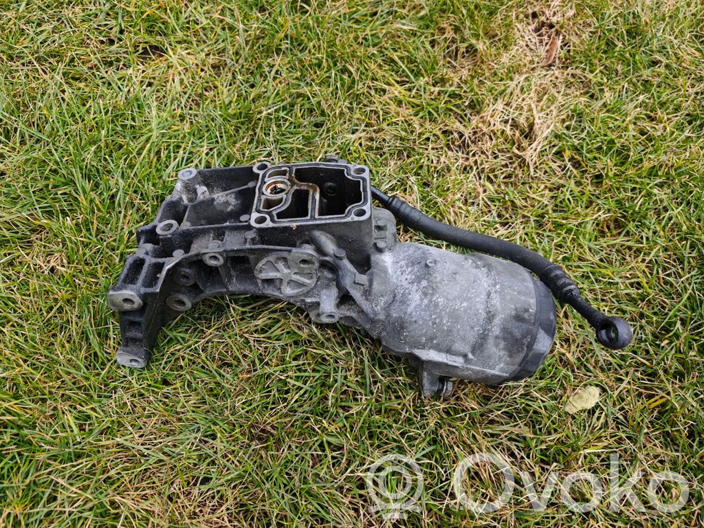 BMW 5 E60 E61 Oil filter mounting bracket 
