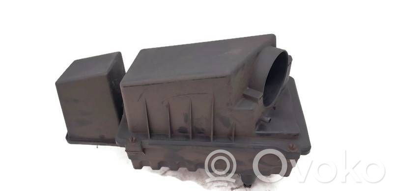 Ford Focus Air filter box 