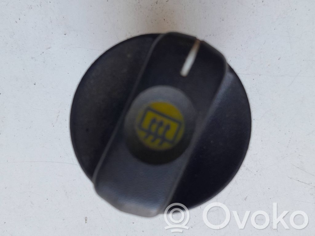 Opel Corsa B Windscreen/window heater switch 