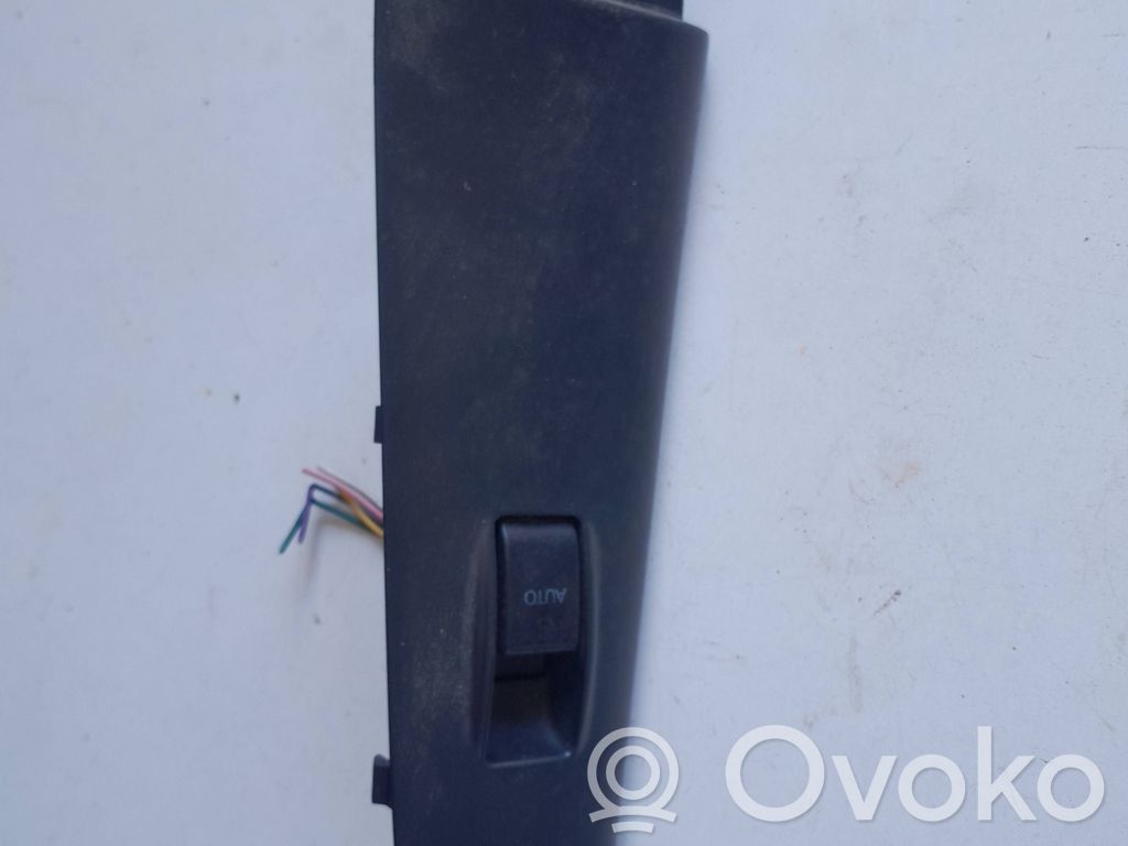 Toyota Corolla E120 E130 Electric window control switch 