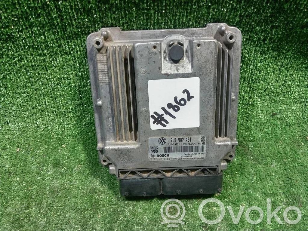 Engine control unit/module   7L5907401,0281015887