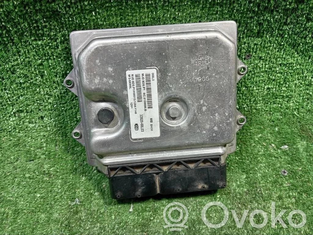 Suzuki Swift II Engine control unit/module 