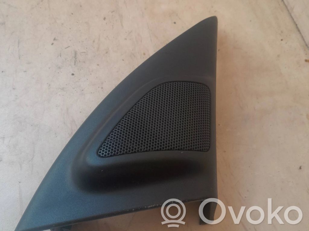 Volvo V70 Głośnik drzwi przednich 