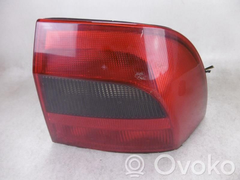 Opel Vectra B Luci posteriori 