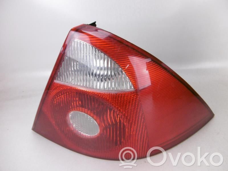 Ford Mondeo Mk III Lampa tylna 
