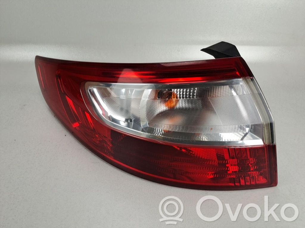 Renault Fluence Lampă spate în caroserie 