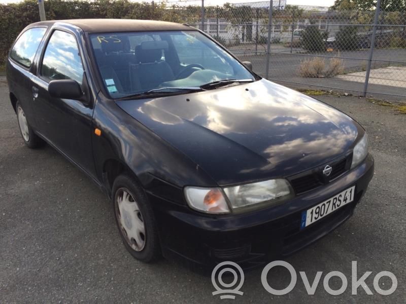 Nissan Almera Motor 