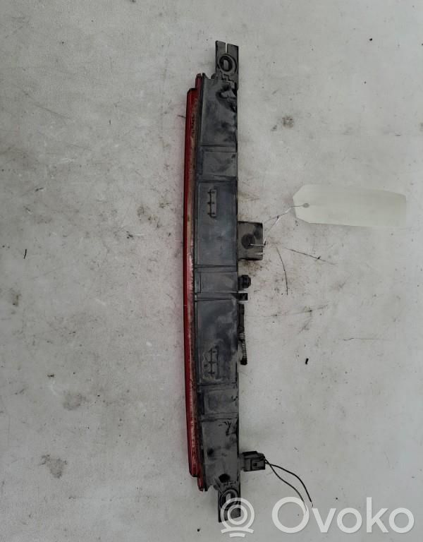 BMW 2 F45 Trzecie światło stop 
