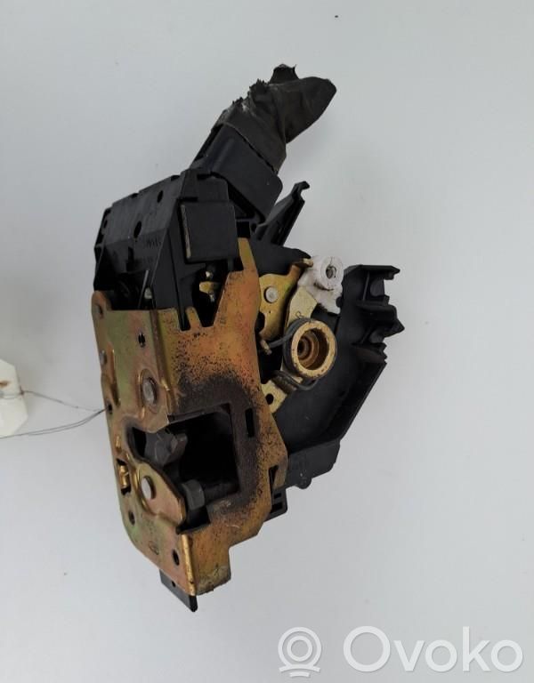Ford Focus Front door lock 