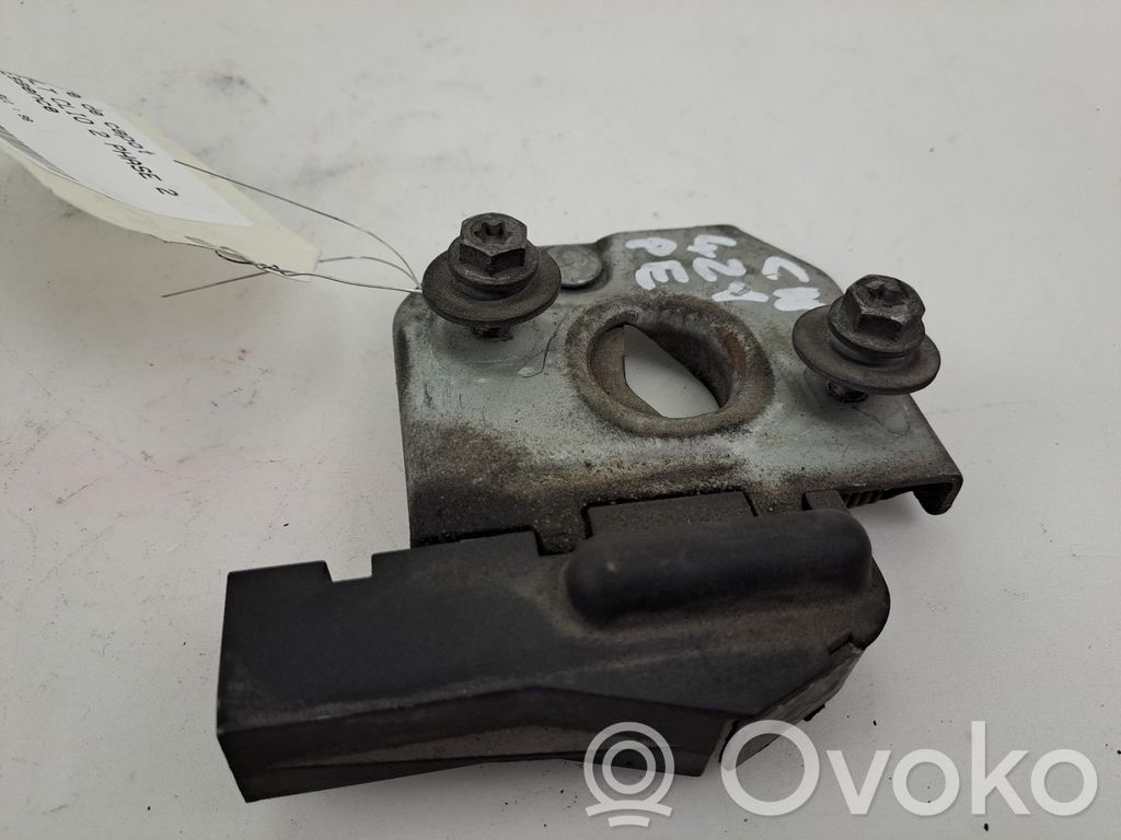 Renault Clio II Engine bonnet/hood lock/catch 